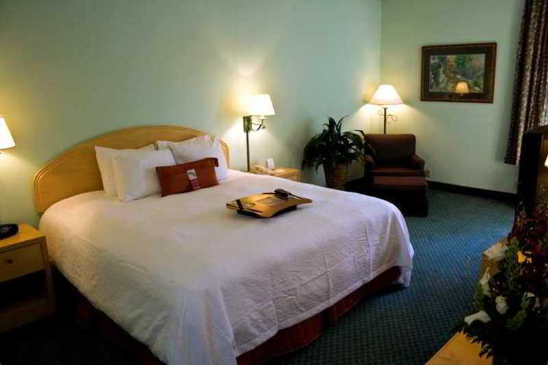 Hampton Inn & Suites Orlando-East Ucf Alafaya Δωμάτιο φωτογραφία